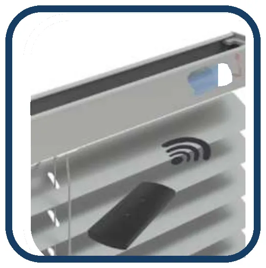 Motorizzata Wireless: telecomando e batteria al litio ricaricabile nel cassonetto